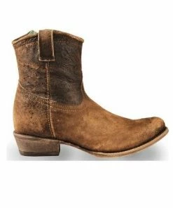 Boots Women's Coral Lamb Round Toe Boot