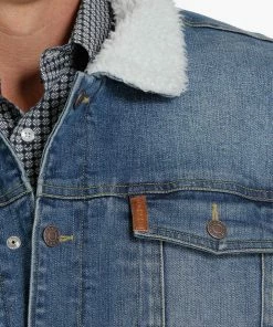 Men's Cinch Denim Trucker Jacket
