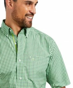 Men's Ariat Pro Dean Classic Parrot Green Short Sleeve Shirt