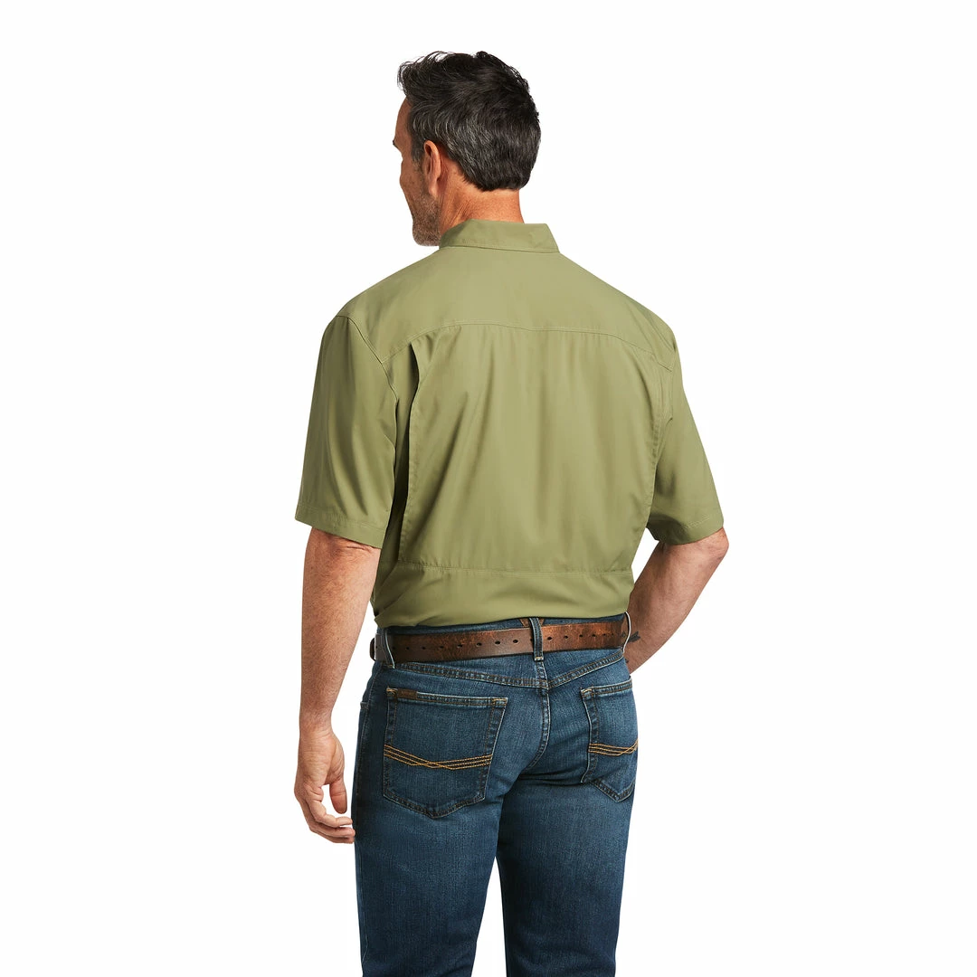 Short Sleeve Shirts Men's Ariat Venttek Outbound Classic Deep Lichen Green Short Sleeve Shirt 2 Short Sleeve Shirts Men's Ariat Venttek Outbound Classic Deep Lichen Green Short Sleeve Shirt