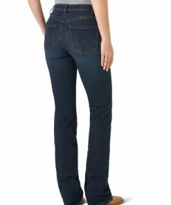 Jeans Women's Wrangler Maggie Mid Rise Riding Boot Cut
